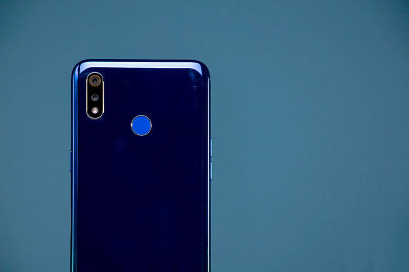 Điện thoại Realme 3 4GB RAM, 64GB, 6.22 inch