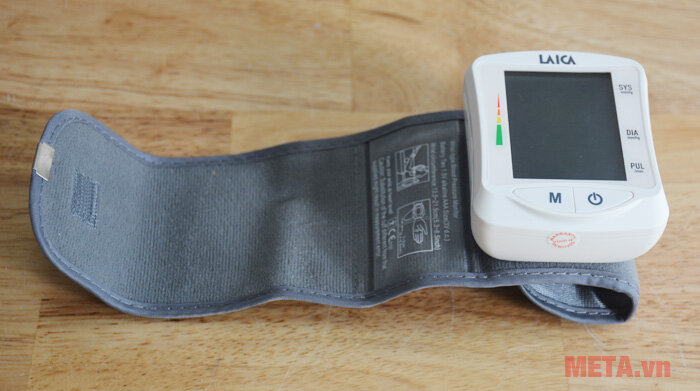 Máy đo huyết áp cổ tay Laica BM1006 Máy đo huyết áp cổ tay Laica BM1006