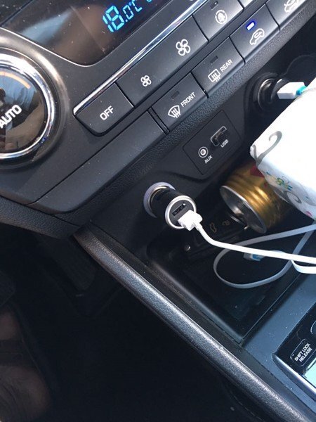 Sạc nhanh ô tô Xiaomi Quick charge 3.0