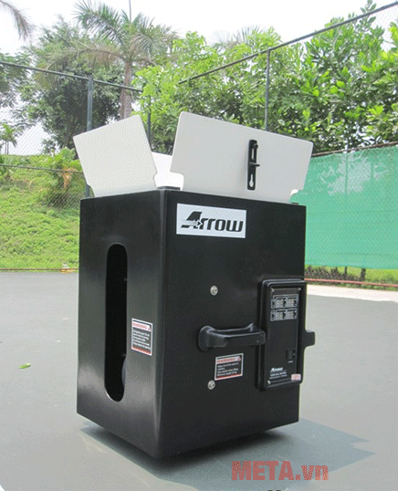 Máy bắn bóng tennis ARROW PLUS
