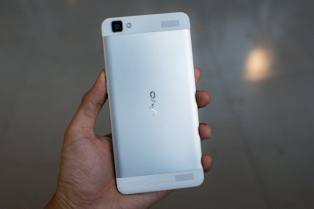 Điện thoại Vivo V1 Max