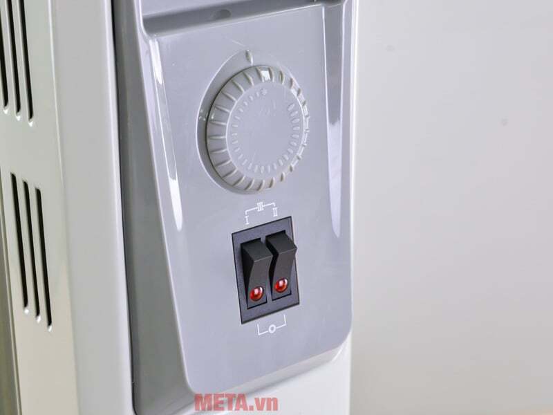 Bảng điều khiển của máy sưởi dầu 15 thanh Tiross TS9219 Bảng điều khiển của máy sưởi dầu 15 thanh Tiross TS9219