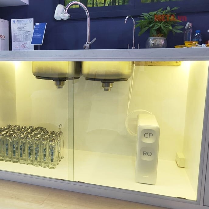 Máy lọc nước Philips AUT2015 có công suất lọc 60 lít/giờ mạnh mẽ