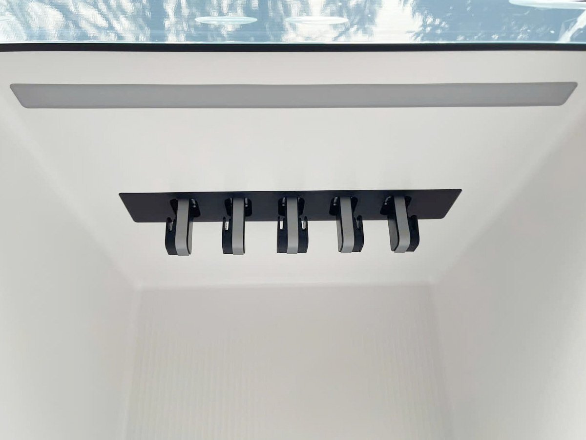 Tủ chăm sóc quần áo thông minh LG Styler Inverter SC5MBR80H