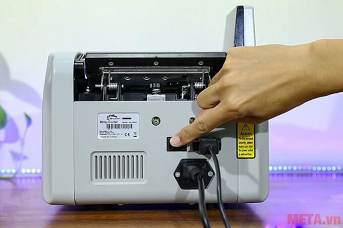 Máy đếm tiền thông minh Silicon MC-9900N