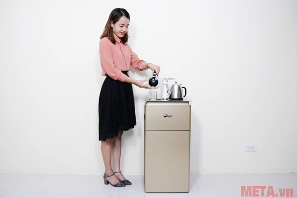 Cây nước nóng lạnh kết hợp với bàn pha trà, cafe FujiE WD3000E Cây nước nóng lạnh kết hợp với bàn pha trà, cafe FujiE WD3000E