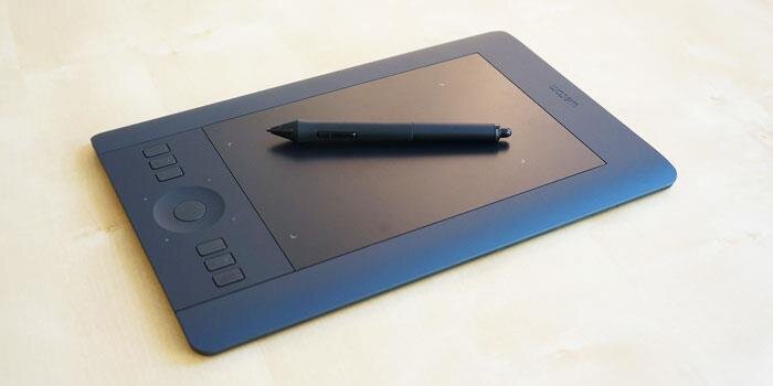 Bảng vẽ điện tử Wacom PTH-451/KO-CX