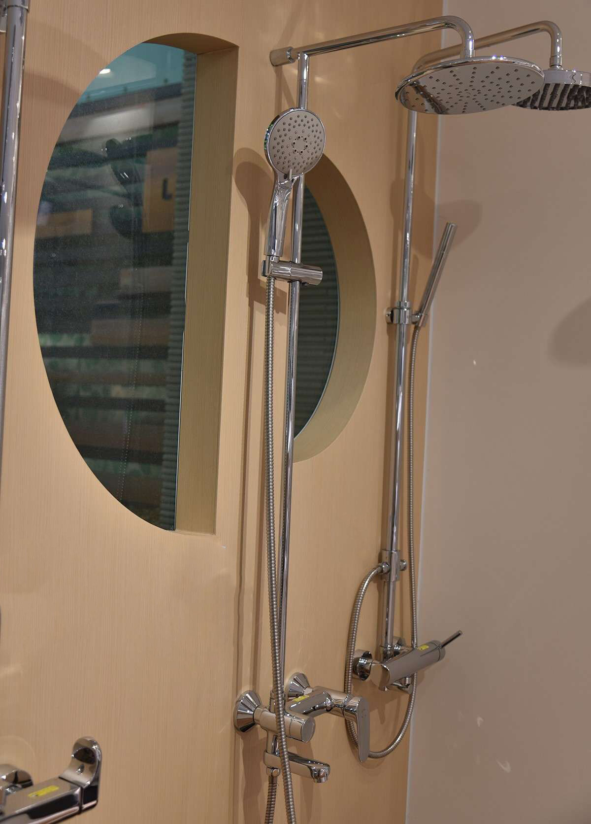 Sen cây nóng lạnh INAX BFV-915S