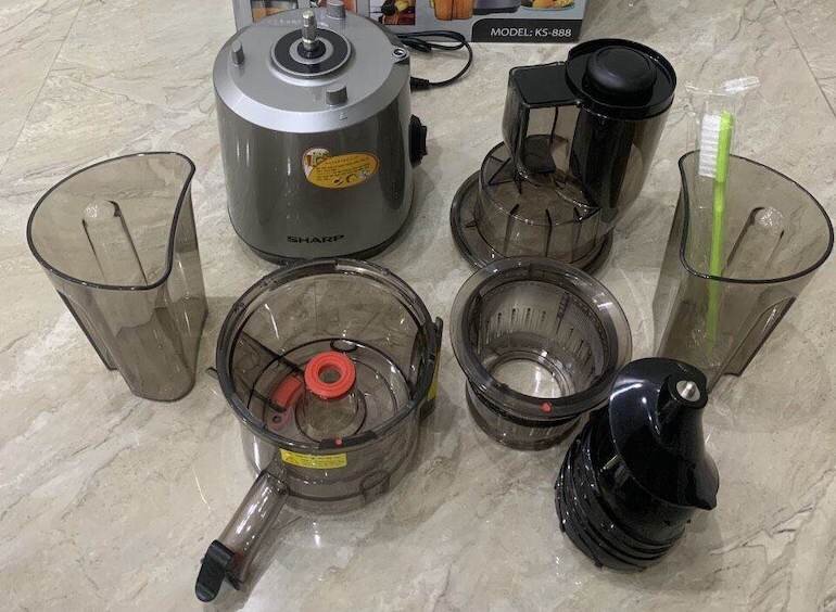 Máy ép chậm Sharp KS-888