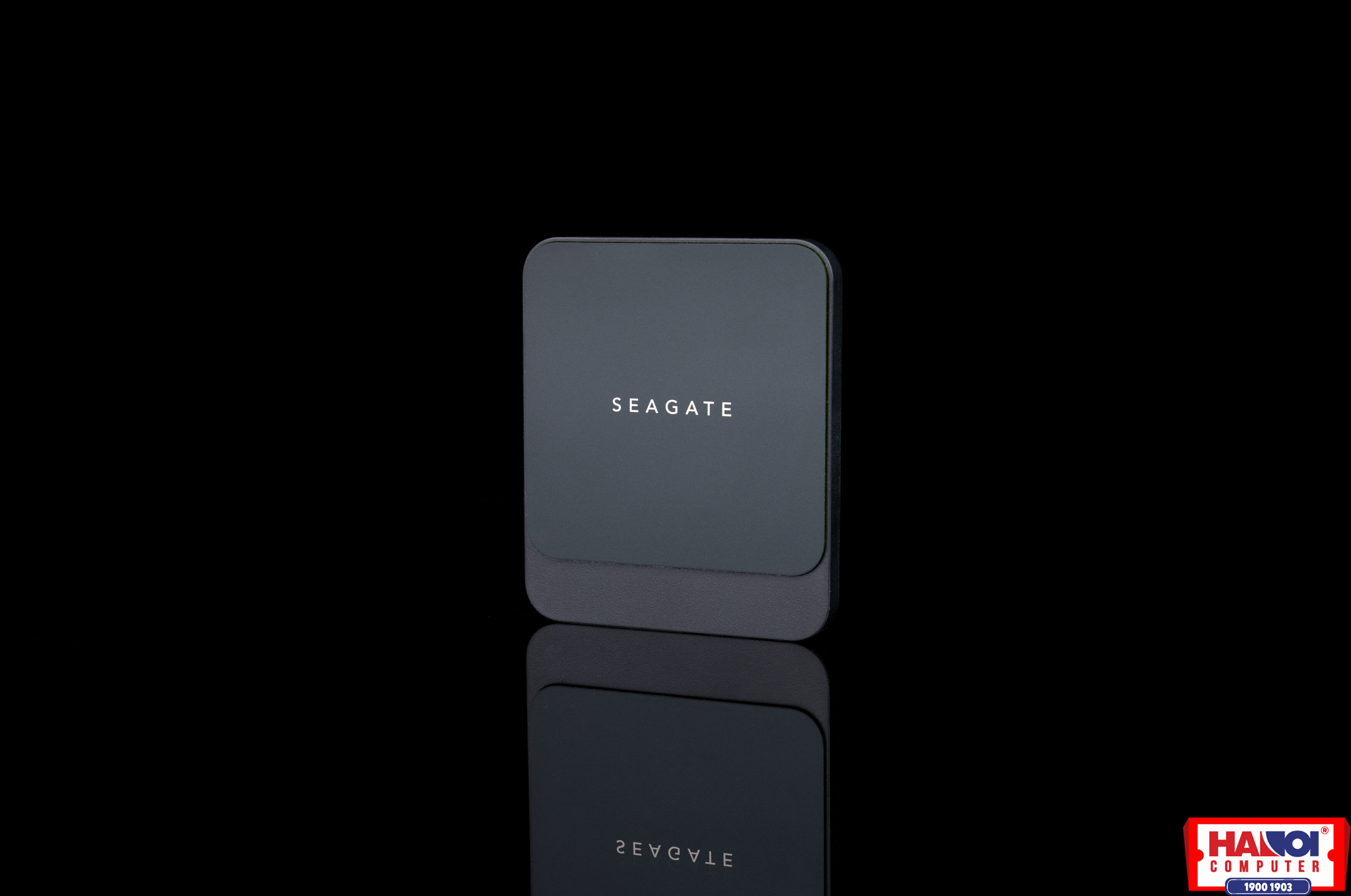 Ổ cứng gắn ngoài SSD 500GB USB-C 2.5 inch Seagate Barracuda Fast Đen - STJM500400