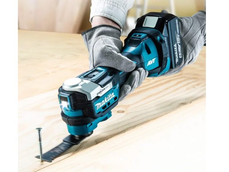 Makita DTM52RTJX2 Makita DTM52RTJX2