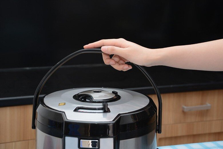 Nồi áp suất điện Sanyo ECJ-JH9065D 5.0 lít Nồi áp suất điện Sanyo ECJ-JH9065D 5.0 lít