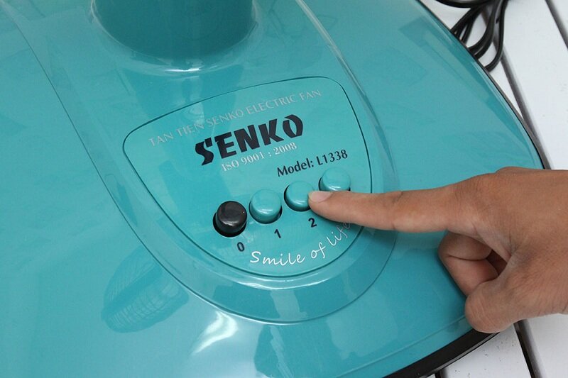 Quạt lửng Senko L1338 Quạt lửng Senko L1338