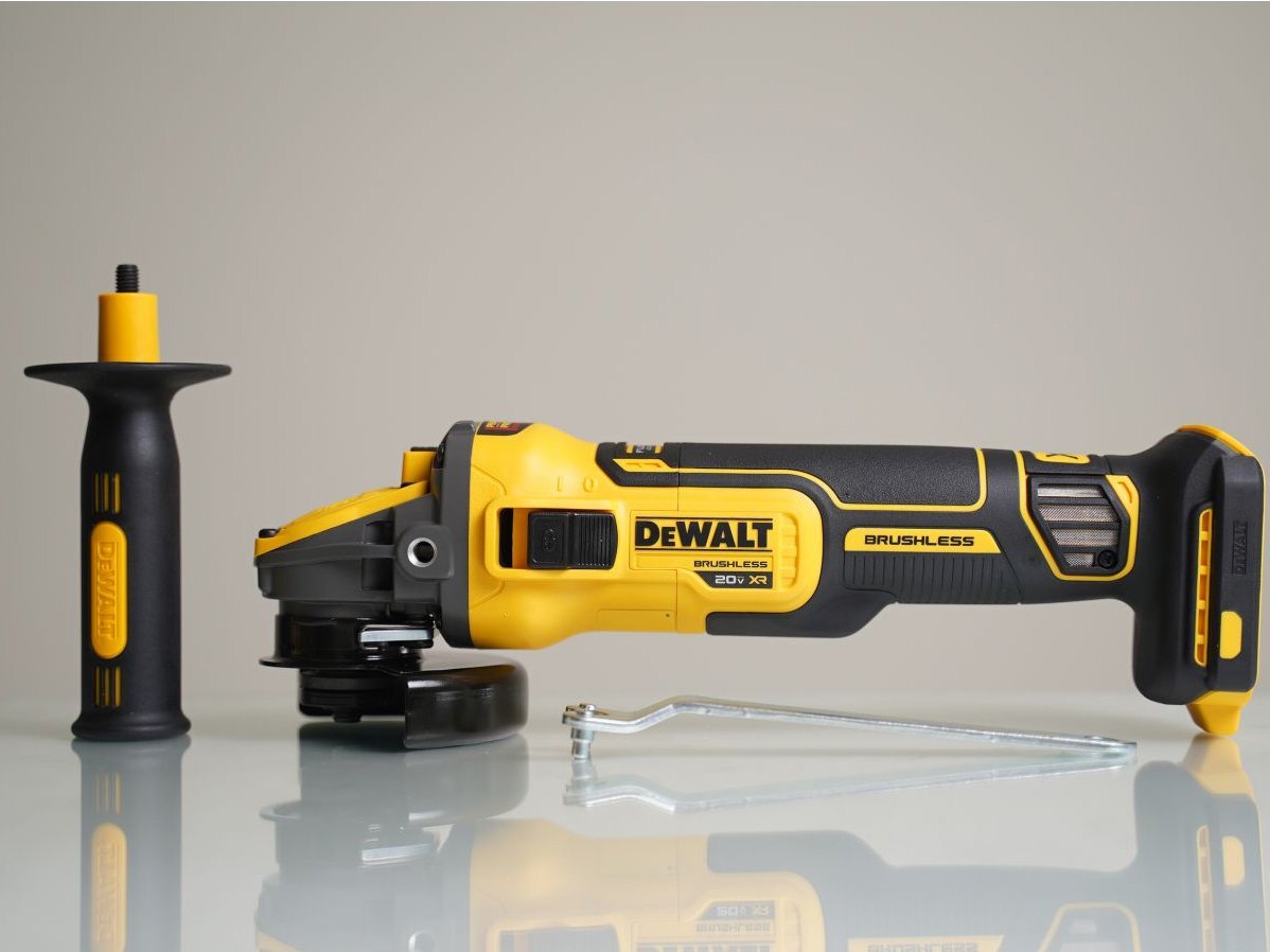 Máy mài góc dùng pin DeWalt DCG409P1 Máy mài góc dùng pin DeWalt DCG409P1
