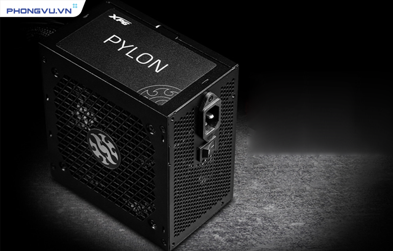 Nguồn điện ổn định cao, số cổng cắm đa dạng cho nhiều loại linh kiện