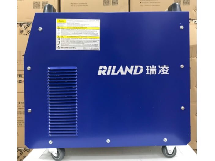 Thân máy có nhiều khe tản nhiệt Máy hàn Tig