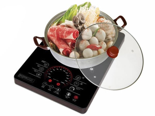 Bếp từ đơn Sato BT022 giúp đun nấu nhanh chóng Bếp từ đơn Sato BT022