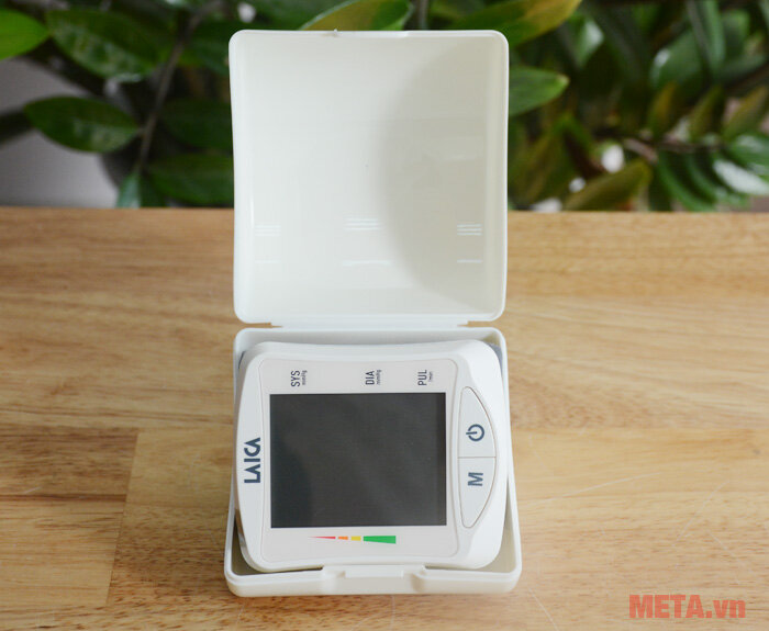 Máy đo huyết áp cổ tay Laica BM1006 Máy đo huyết áp cổ tay Laica BM1006