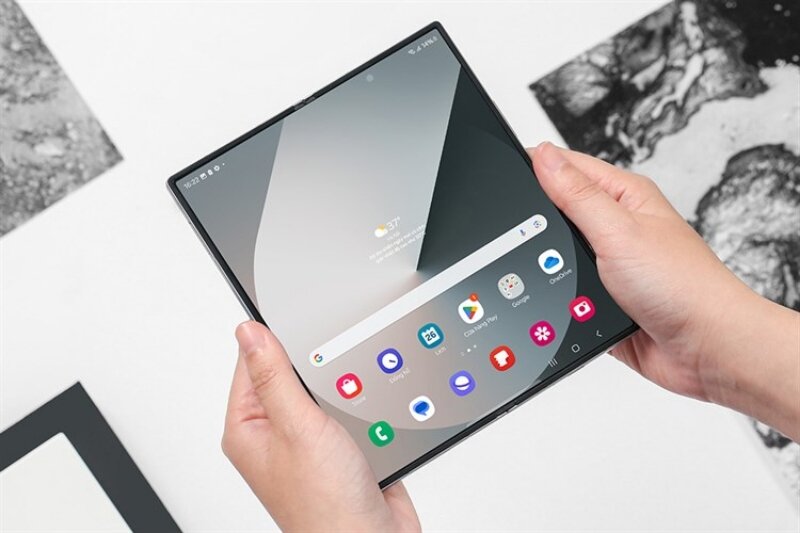 Điện thoại Samsung Galaxy Z Fold6 5G 12GB/1TB