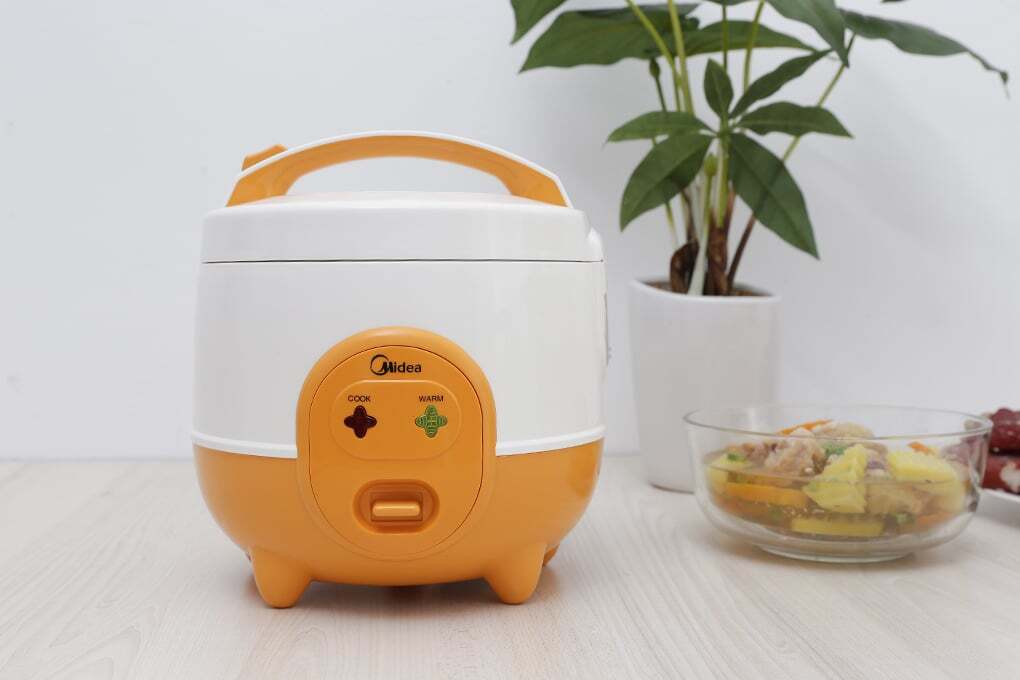 Nồi cơm điện có chân đế vững chắc Nồi cơm điện mini