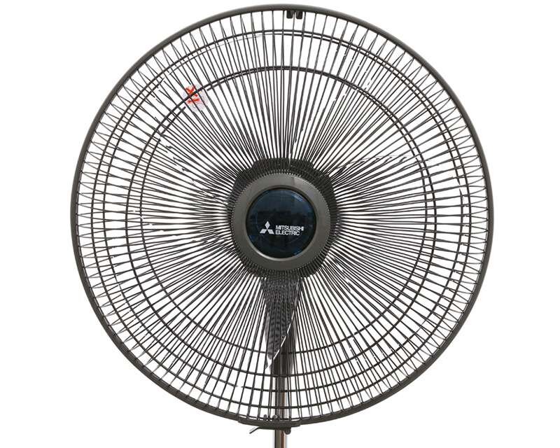 Mitsubishi LV16-RA CY-GY-Xám Đậm sở hữu 3 cánh quạt lớn