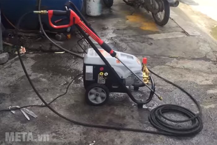 Máy phun rửa cao áp bán chuyên nghiệp Lutian LT-16MC