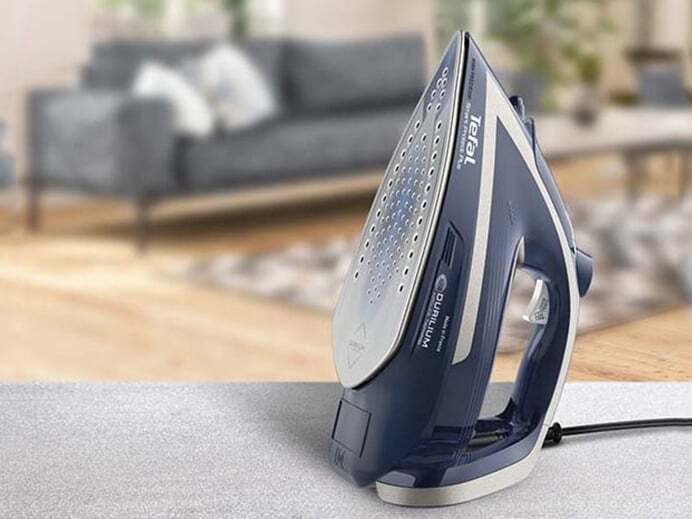 Bàn là tự ngắt điện sau 8 phút đặt đứng Bàn ủi hơi nước Tefal