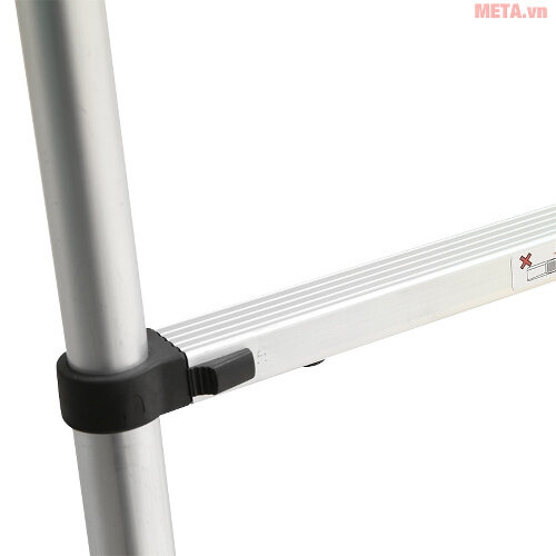 Thang nhôm xếp đơn AMC - 440 Thang nhôm xếp đơn AMC - 440