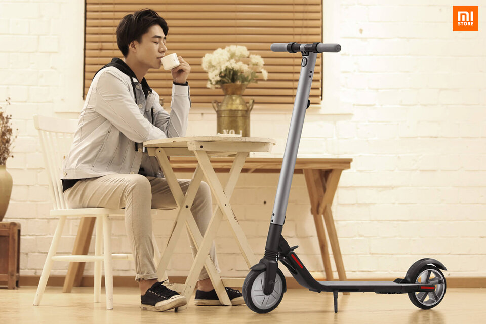 Xiaomi Ninebot KickScooter ES 2 Xiaomi Ninebot KickScooter ES 2