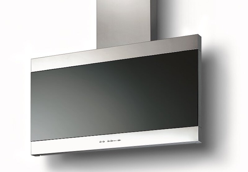 Máy hút mùi Malloca LATINA-K500F được trang bị bảng điều khiển cảm ứng hiện đại