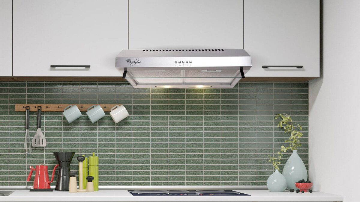Máy hút mùi Whirlpool AKR621IXV sở hữu thiết kế áp tường nhỏ gọn
