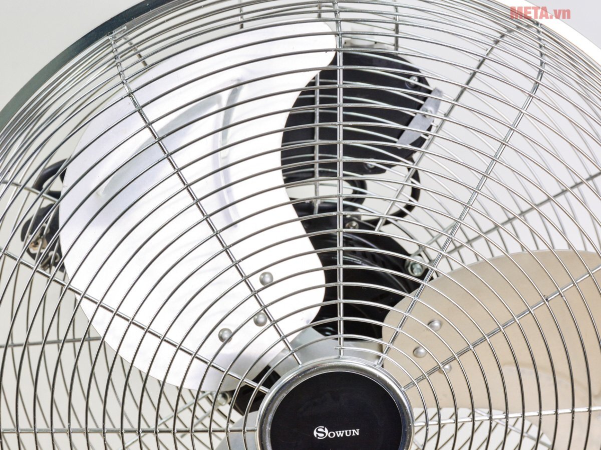Quạt được làm từ các chất liệu cao cấp