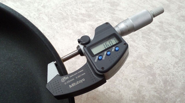 Điện thoại Mobell Nova i6