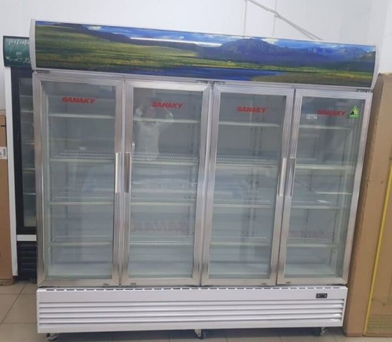 Tủ mát Sanaky 4 cánh 2000 lít VH-2209HP
