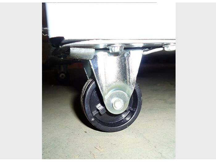 Tủ có bánh xe di chuyển dễ dàng Tủ có bánh xe di chuyển dễ dàng