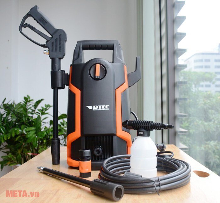 Máy rửa xe Btec BT70PA
