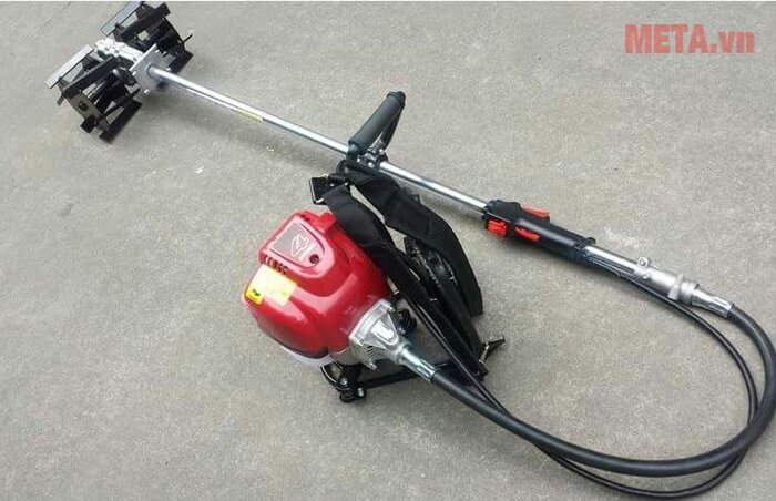 Máy sạc cỏ Oshima 1E44F