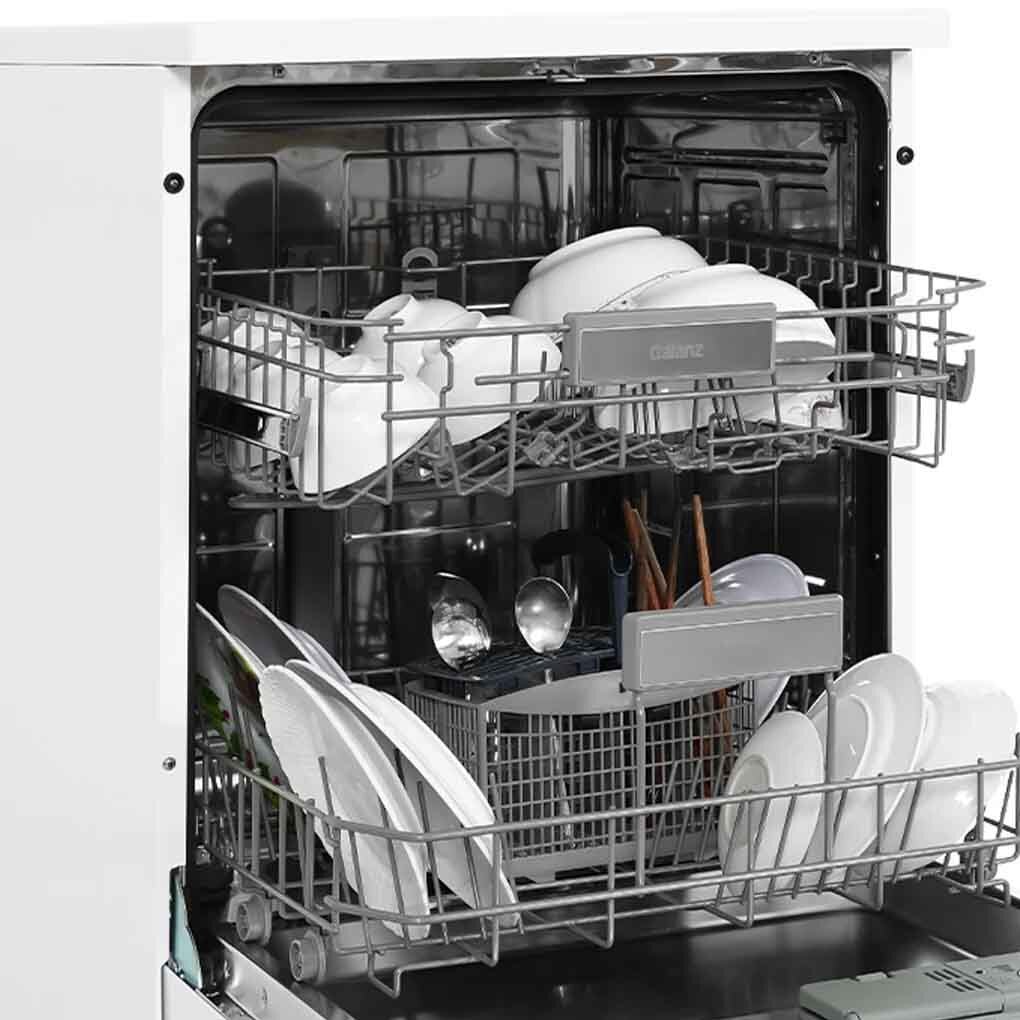 Máy rửa chén Galanz GR12462T rửa được nhiều chén đĩa