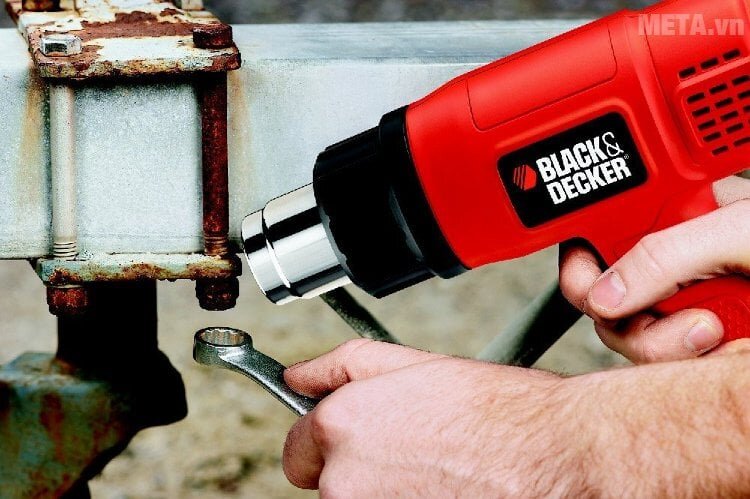 Máy thổi hơi nóng Black&Decker KX1800 có tay cầm chống trơn trượt 