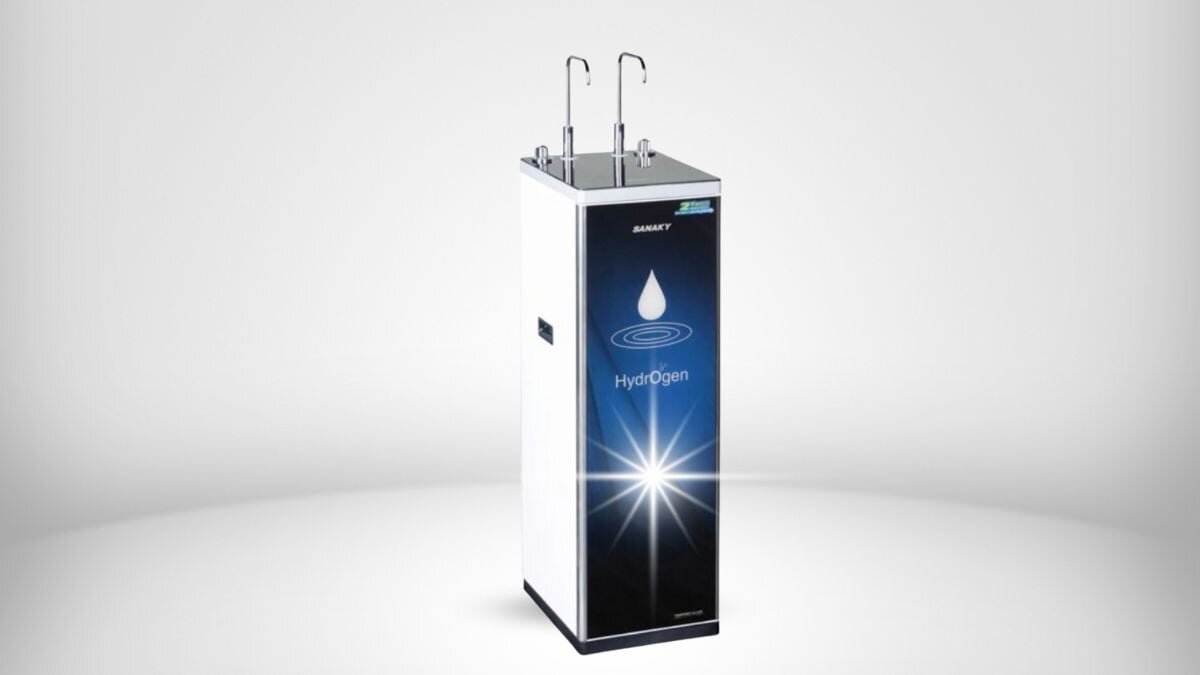 Máy lọc nước nóng nguội Sanaky VH-4102VD có thiết kế tủ đứng nhỏ gọn