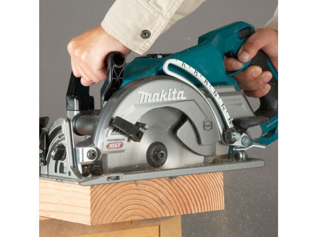 Máy cưa đĩa cầm tay dùng pin 40V Max Makita RS001GZ  Máy cưa đĩa cầm tay dùng pin 40V Max Makita RS001GZ