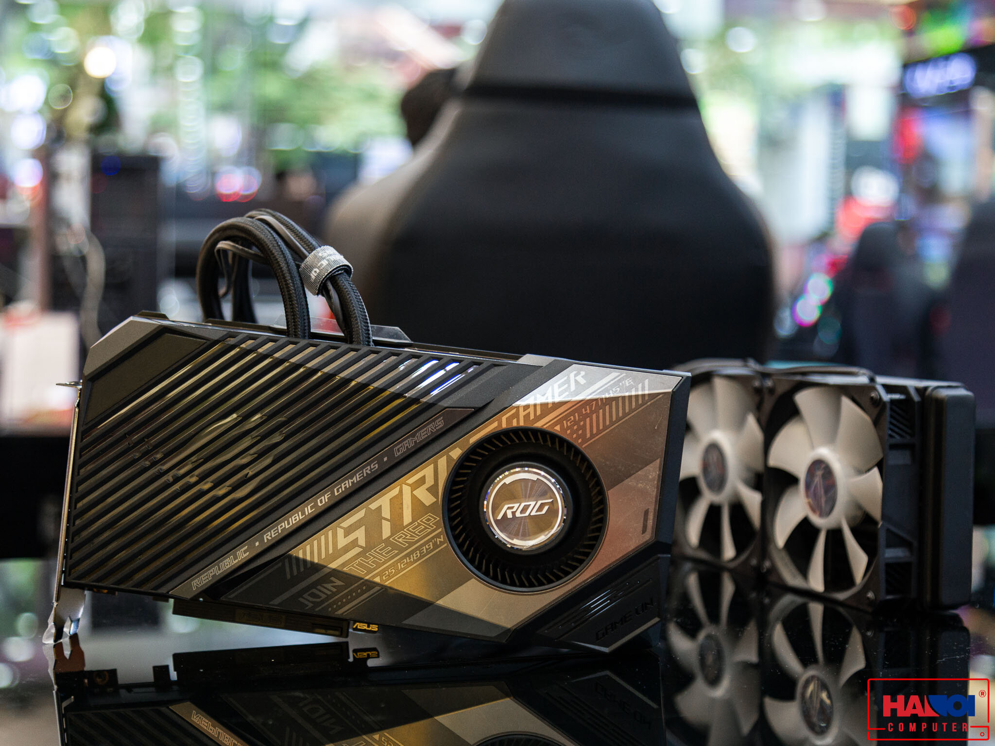 Card màn hình Asus  ROG-STRIX-LC-RX 6900 XT-T16G-GAMING