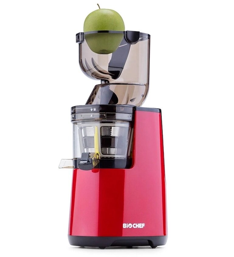 Máy ép chậm Biochef 666 thiết kế ống tiếp nguyên liệu vô cùng lớn