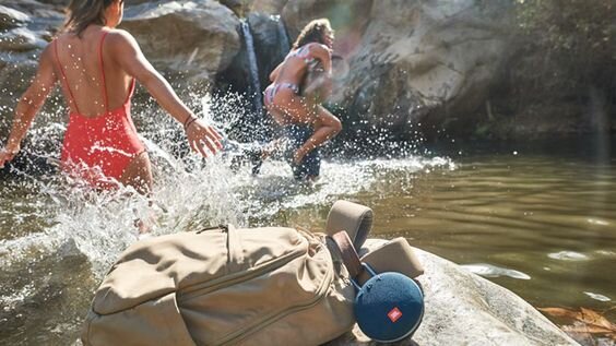 Đạt chuẩn IPX7, đảm bảo chống nước xuất sắc 1