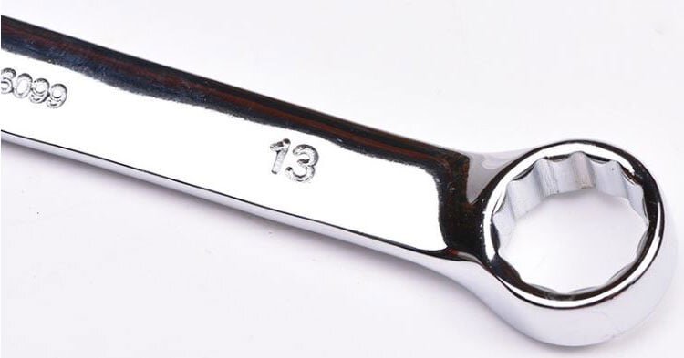 Asaki AK-6139 làm từ thép CR-V cứng chắc, cầm chắc tay Asaki AK-6139
