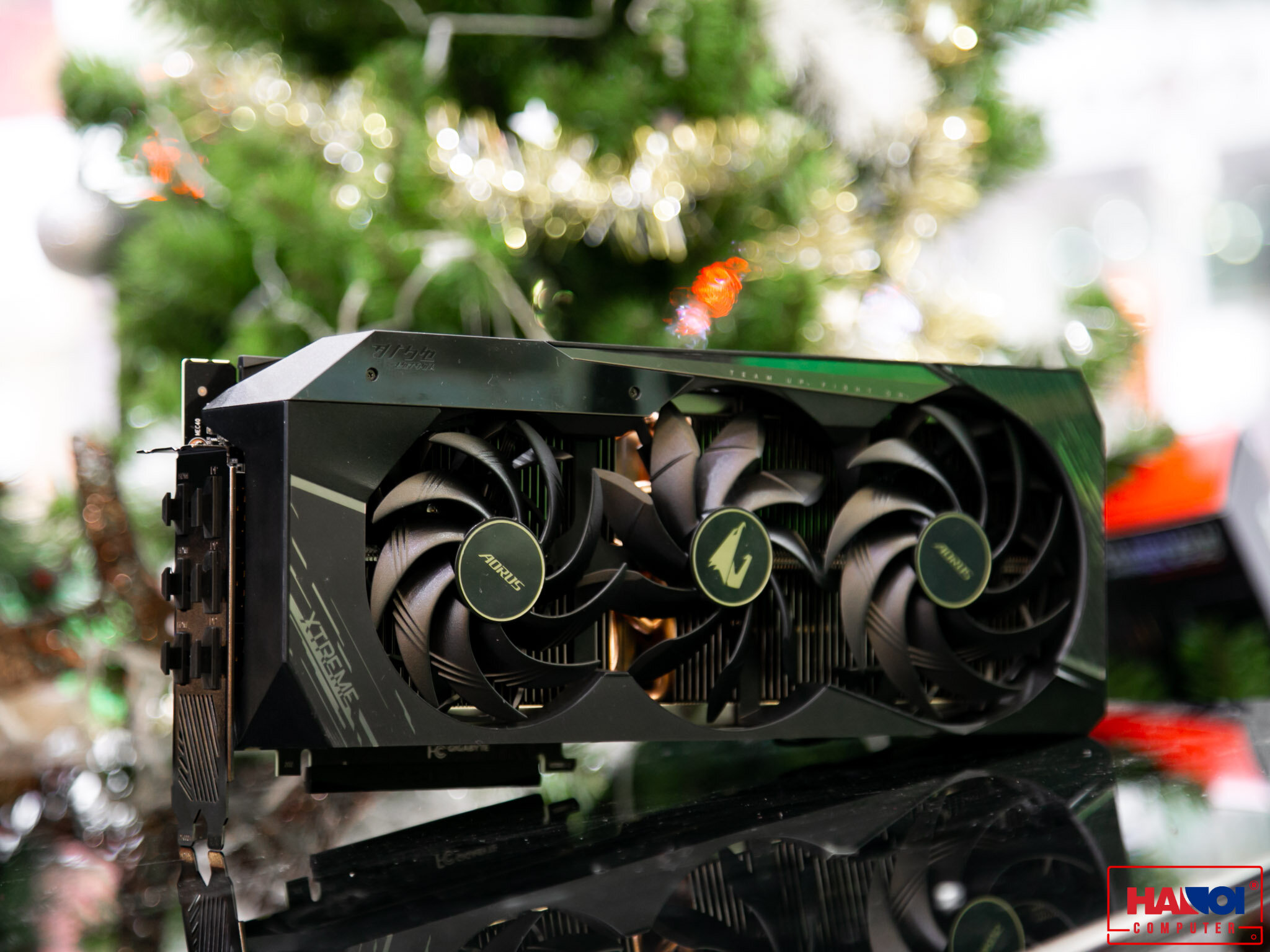 Card màn hình Gigabyte RTX 3090 AORUS XTREME-24GD