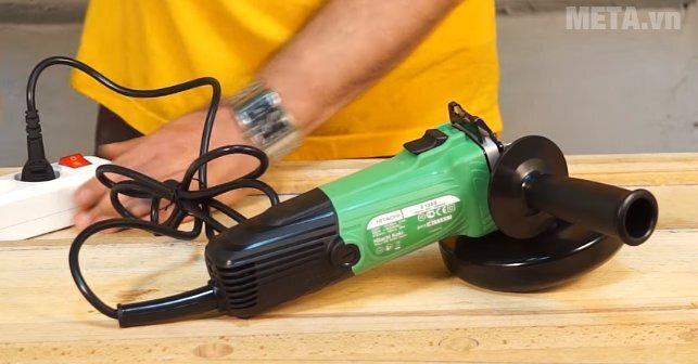 Máy mài góc Hitachi G13SS 580W