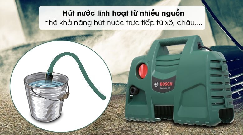 Máy rửa xe gia đình Bosch AQT 100 LL có khả năng hút nước trực tiếp từ bể chứa, xô, chậu