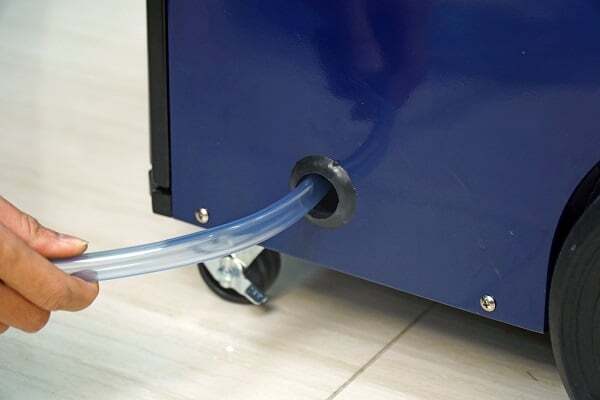 Máy hút ẩm có ống thoát nước liên tục Máy hút ẩm có ống thoát nước liên tục