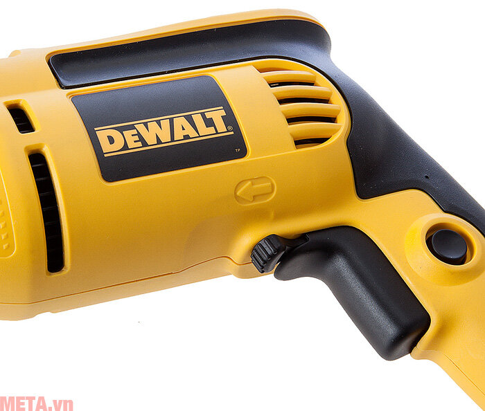 Máy khoan động lực DeWalt DWD024